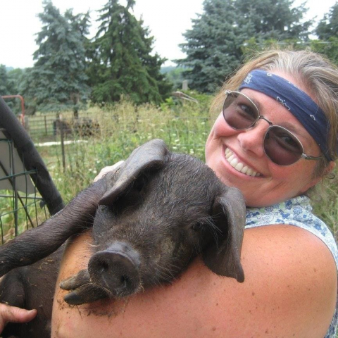 Annies-Project-Pic.2-woman-and-pig