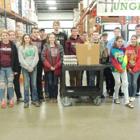 North-Linn-FFA-Living-to-Serve