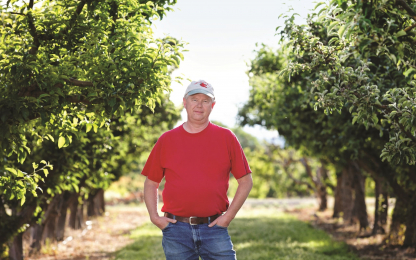 Tom-Walcher-Pear-Blossom-Farms